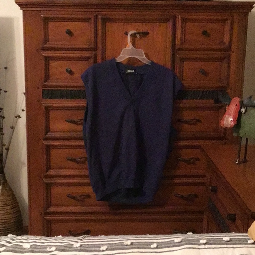 Ashworth men’s  golf vest, size large. Worn once.